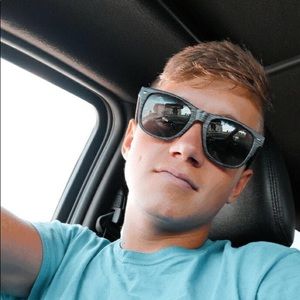 Meet your Posher, Gary